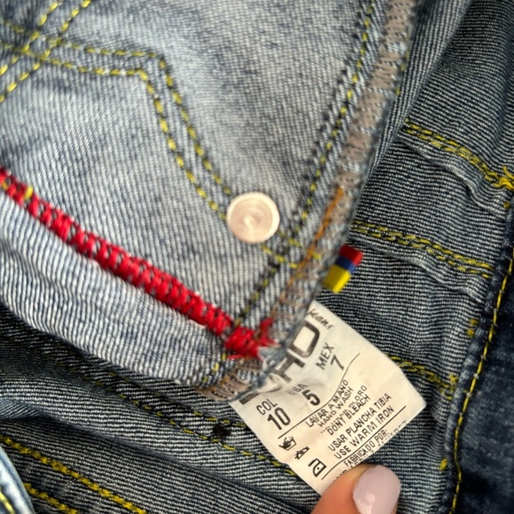 Stylish Blue Distressed Women's Jeans, Size 5 - Picture 4 of 4